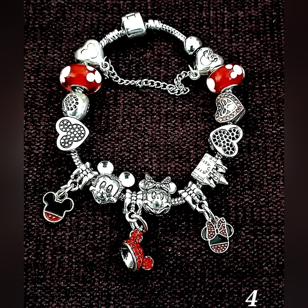 Mickey Mouse Hot Charm Bracelet